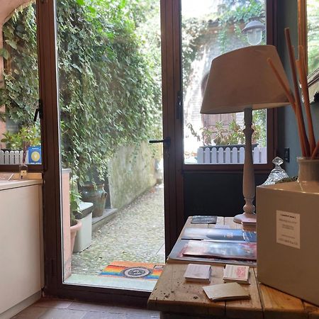 Le Camere Di Bsuites Affittacamere Парма Екстериор снимка