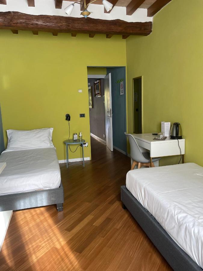 Le Camere Di Bsuites Affittacamere Парма Екстериор снимка