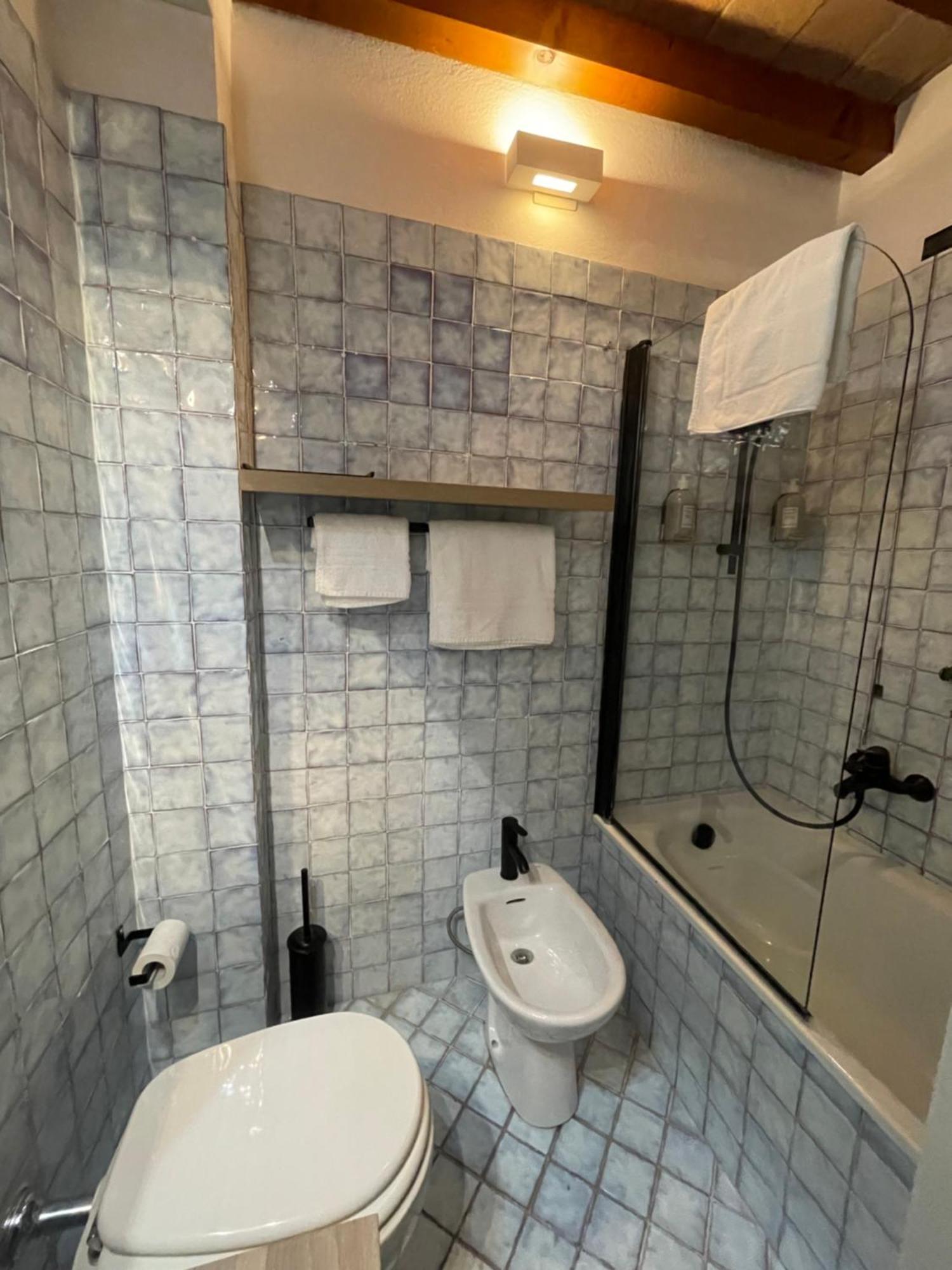Le Camere Di Bsuites Affittacamere Парма Стая снимка