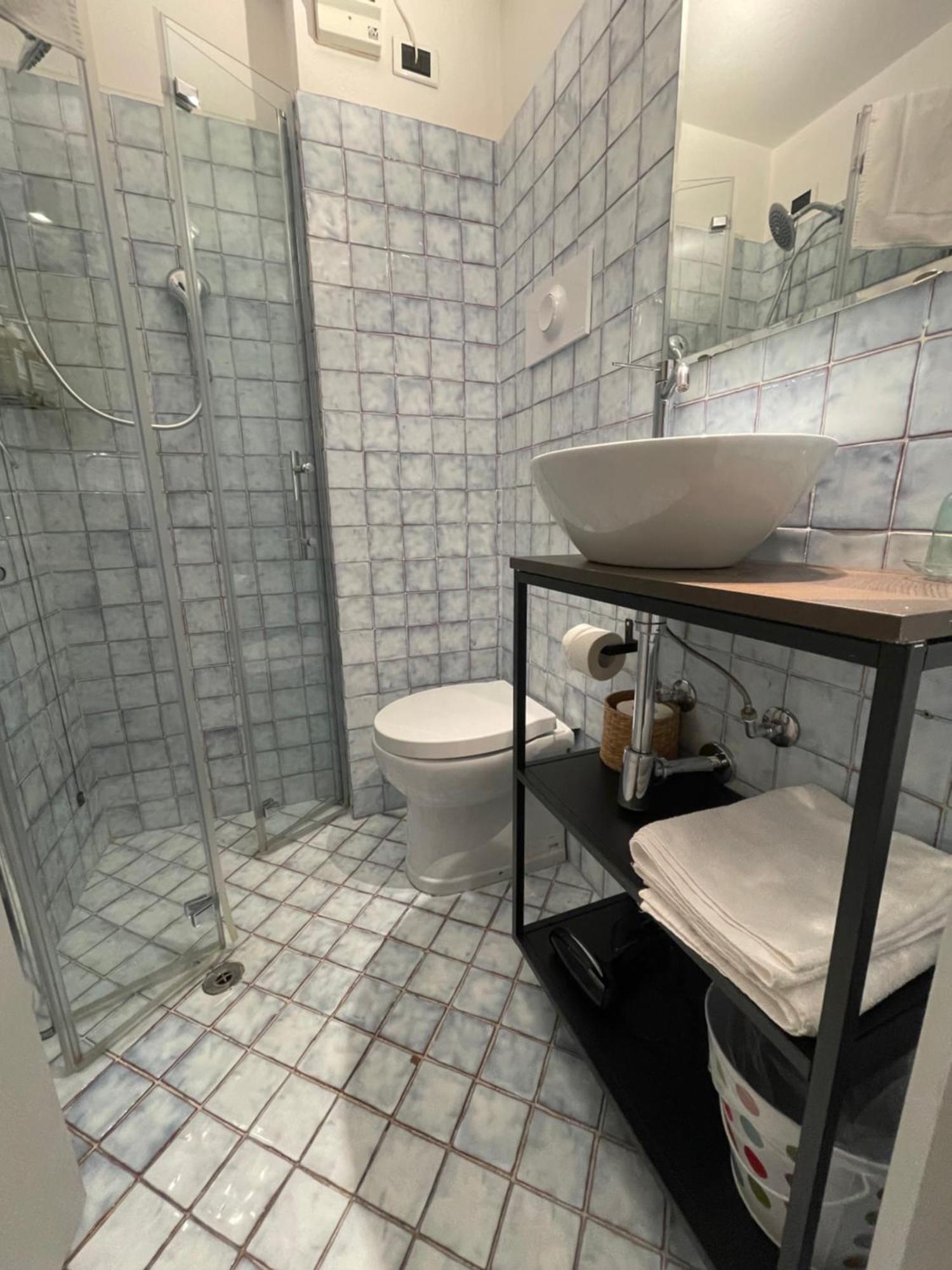 Le Camere Di Bsuites Affittacamere Парма Екстериор снимка