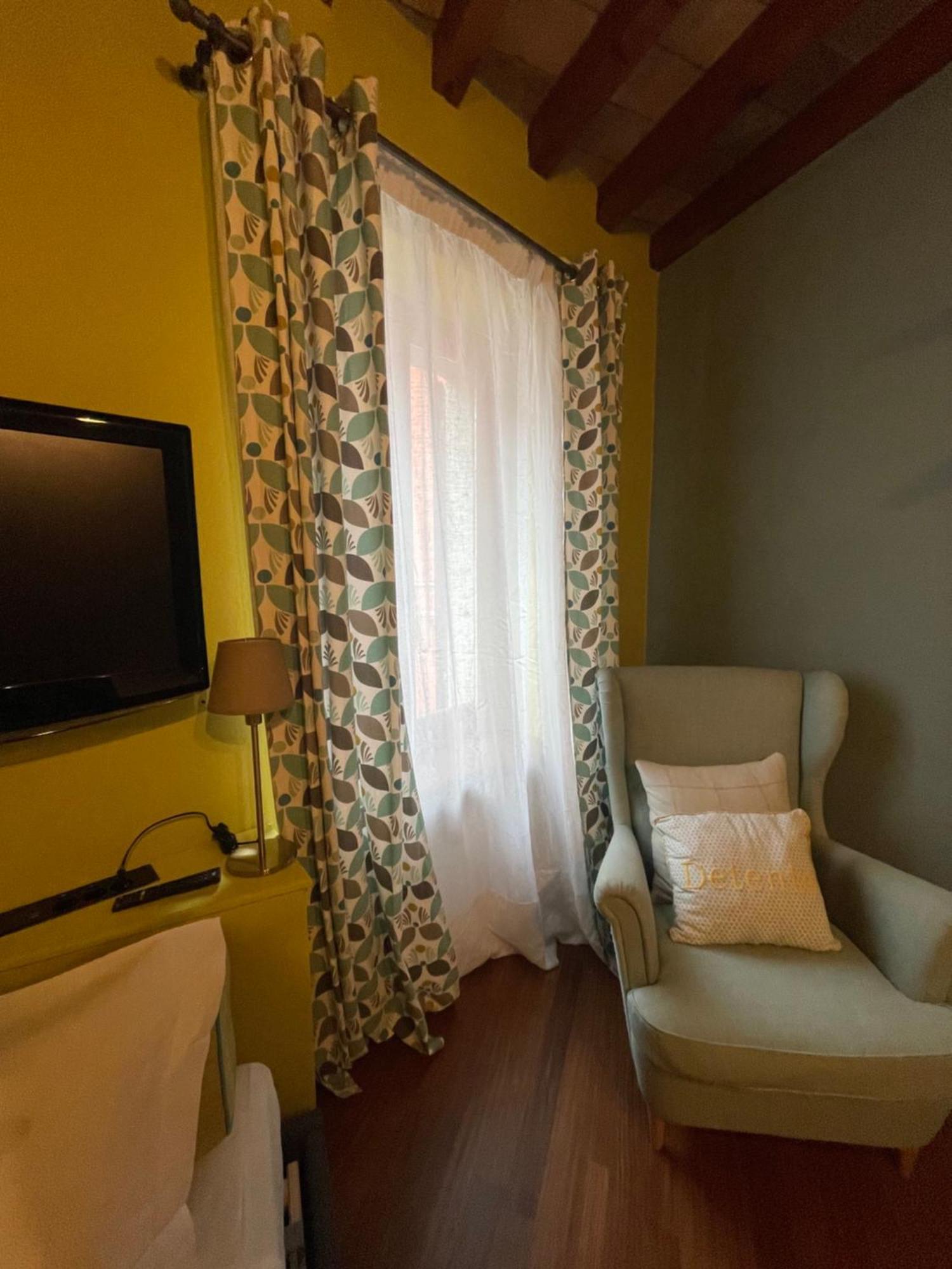 Le Camere Di Bsuites Affittacamere Парма Екстериор снимка